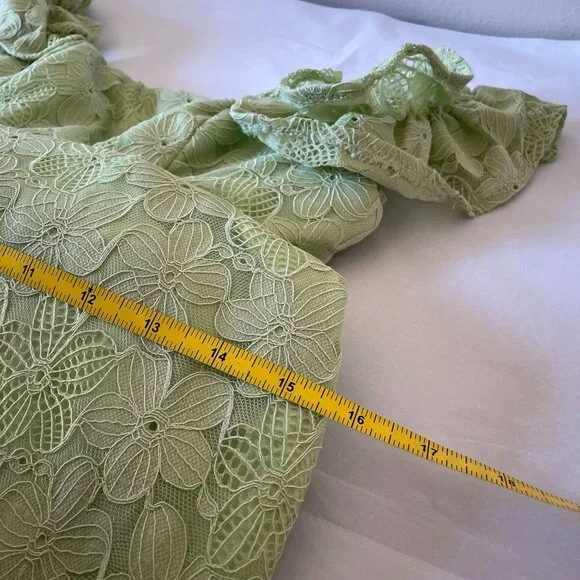 Selfie Leslie Verona Off-Shoulder Lace Overlay Mini Dress Apple Sz S - Picture 9 of 13